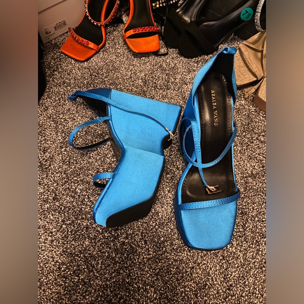 Summer comfy blue💙satin Azalea Wang wedge. Size 7.5
